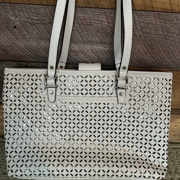 NWT- Dana Buchman Cream Perforated Tote/shoulder Bag - Picture 5 of 8